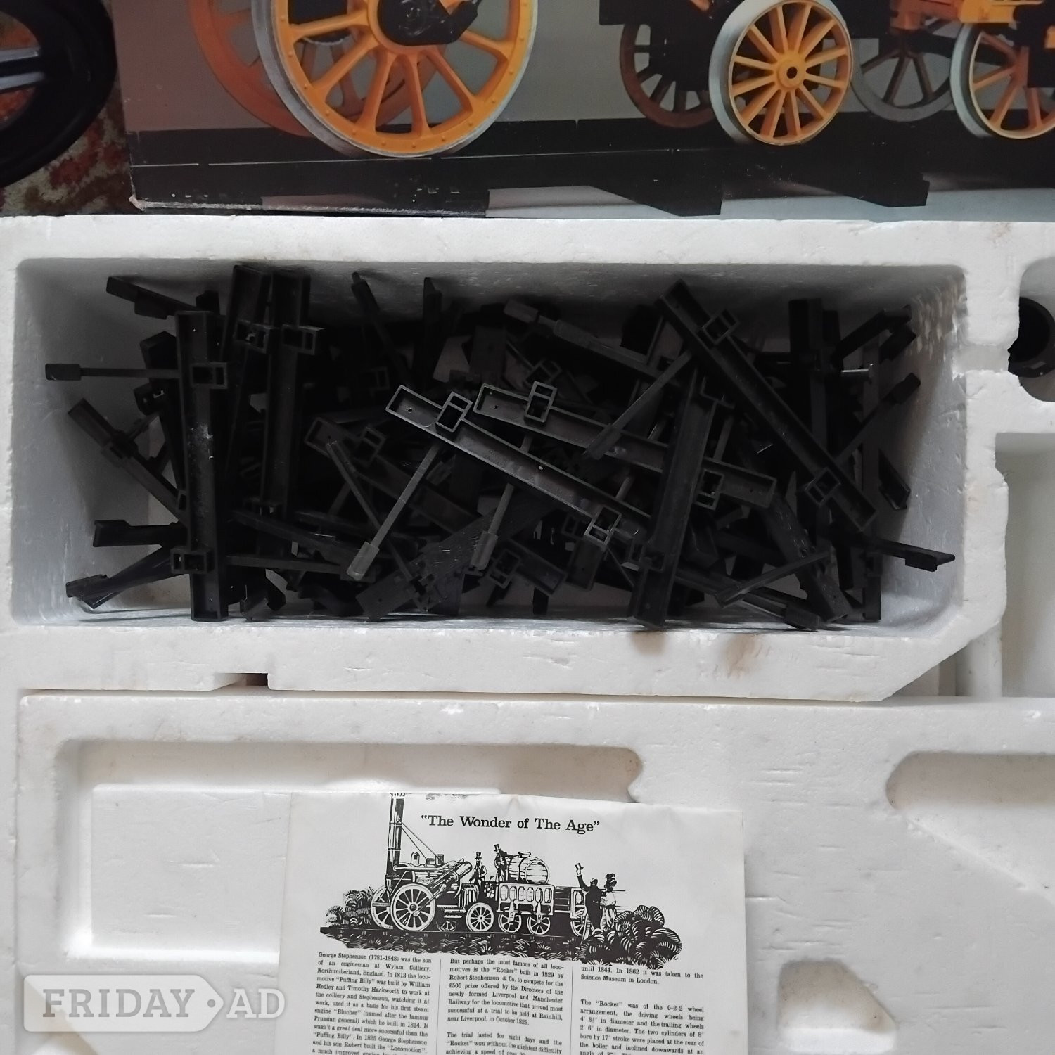 STEPHENSONS ROCKET STEAM LOCO BOXED  - Antiques & Collectables