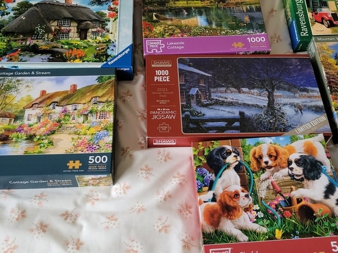 Brighton Quantity of Jigsaw puzzles