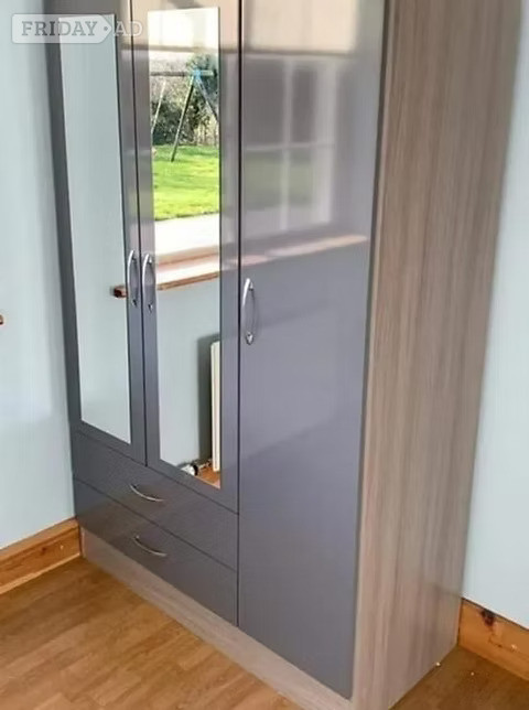 Nevada 3 door 2 drawer mirrored wardrobe  in Rotherham
