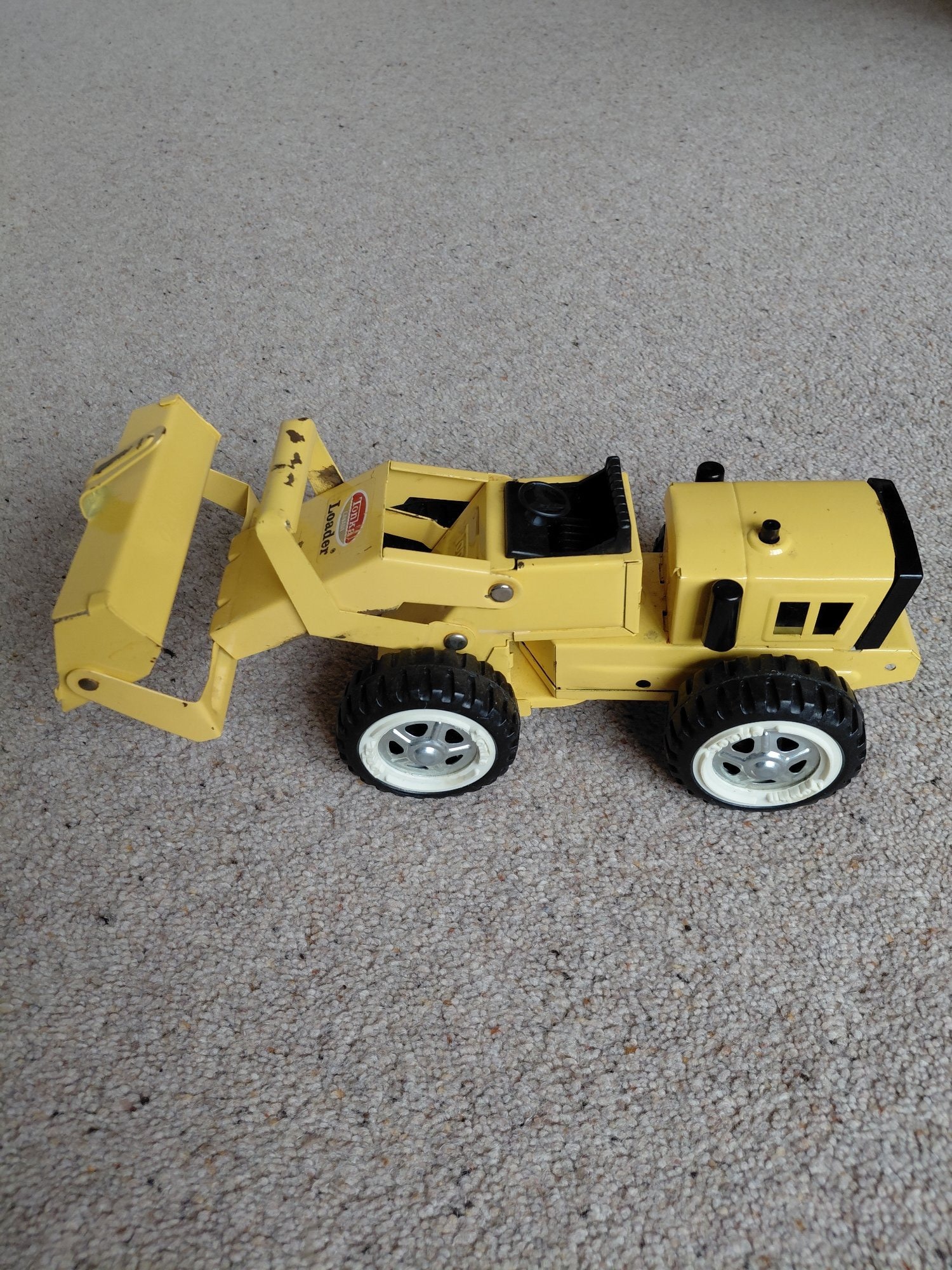 Winchester Vintage Yellow Tonka Toy Loader 529000– Good Condition