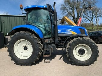 Farm Tractor  2011 NEW HOLLAND T6070