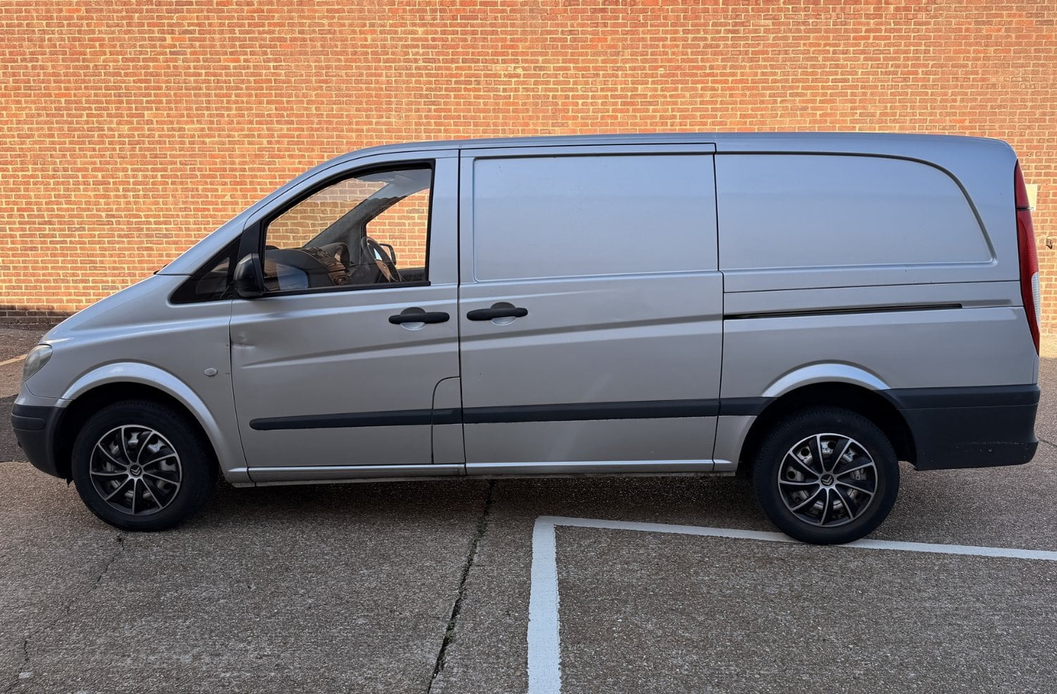 Mercedes-Benz Vito 111 CDI Van 2009 - 138k Miles Silver 6 Speed - Vans & Commercial Vehicles in Hastings
