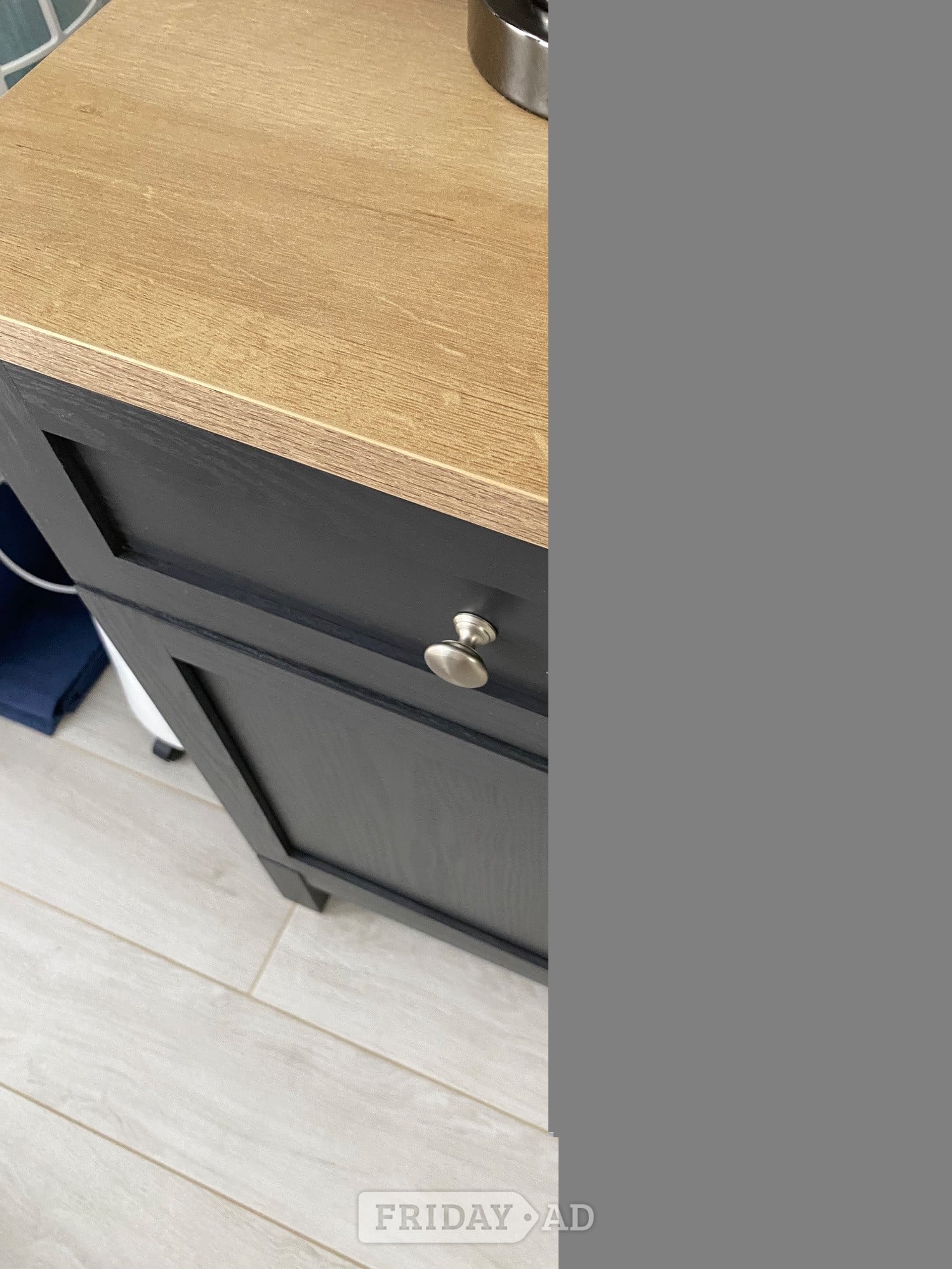 Sideboard in dark grey and wooden top