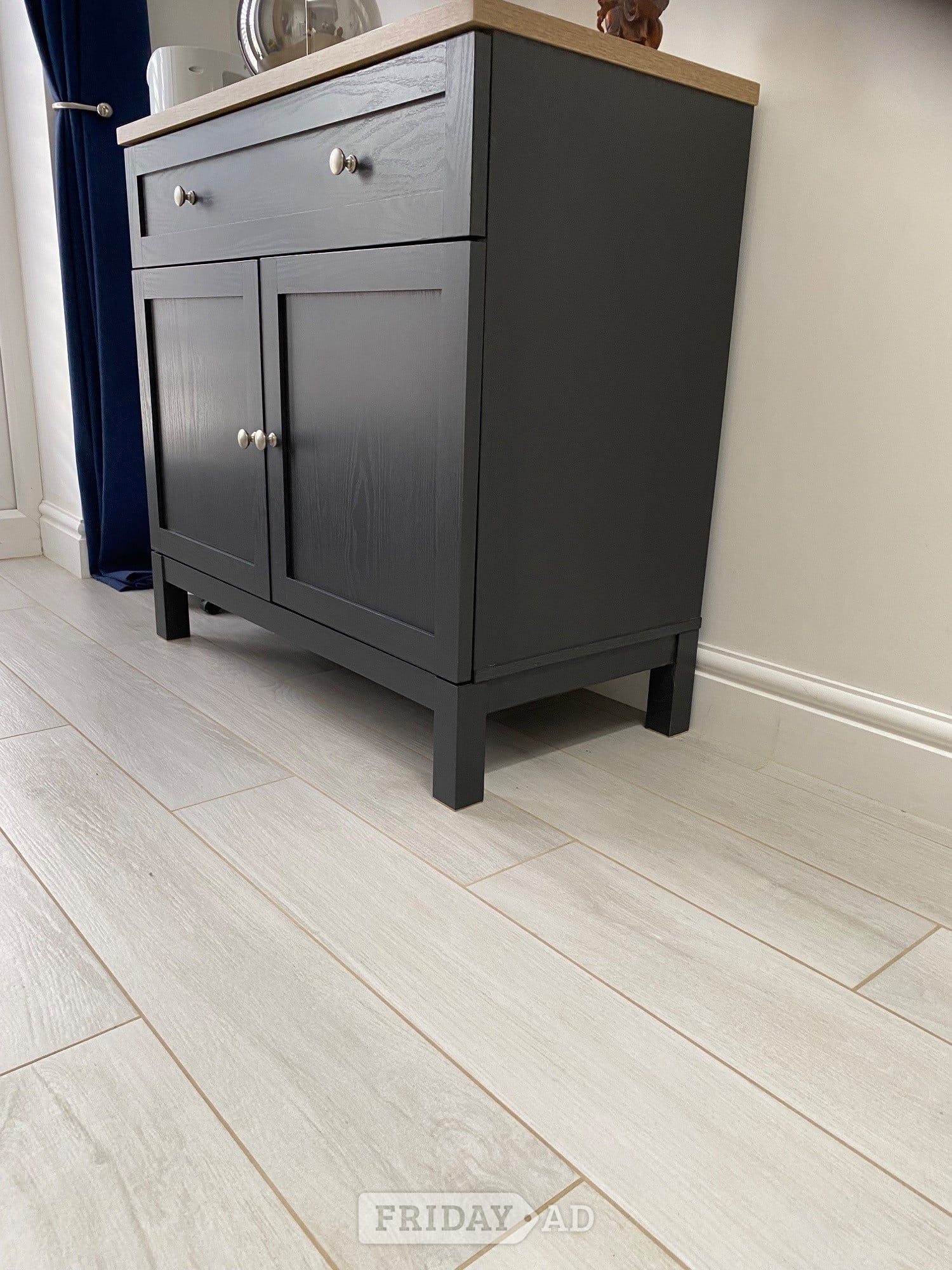 Sideboard in dark grey and wooden top - Furniture