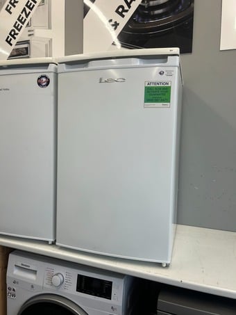 LEC UNDERCOUNTER FRIDGE