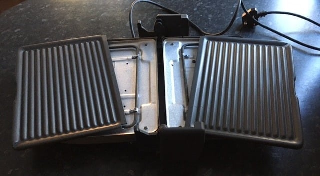 Heathfield GRILL BY DeLonghi