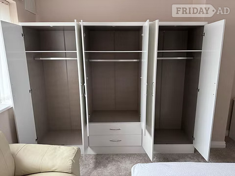 Nevada 6 door 2 drawer mirrored wardrobe 