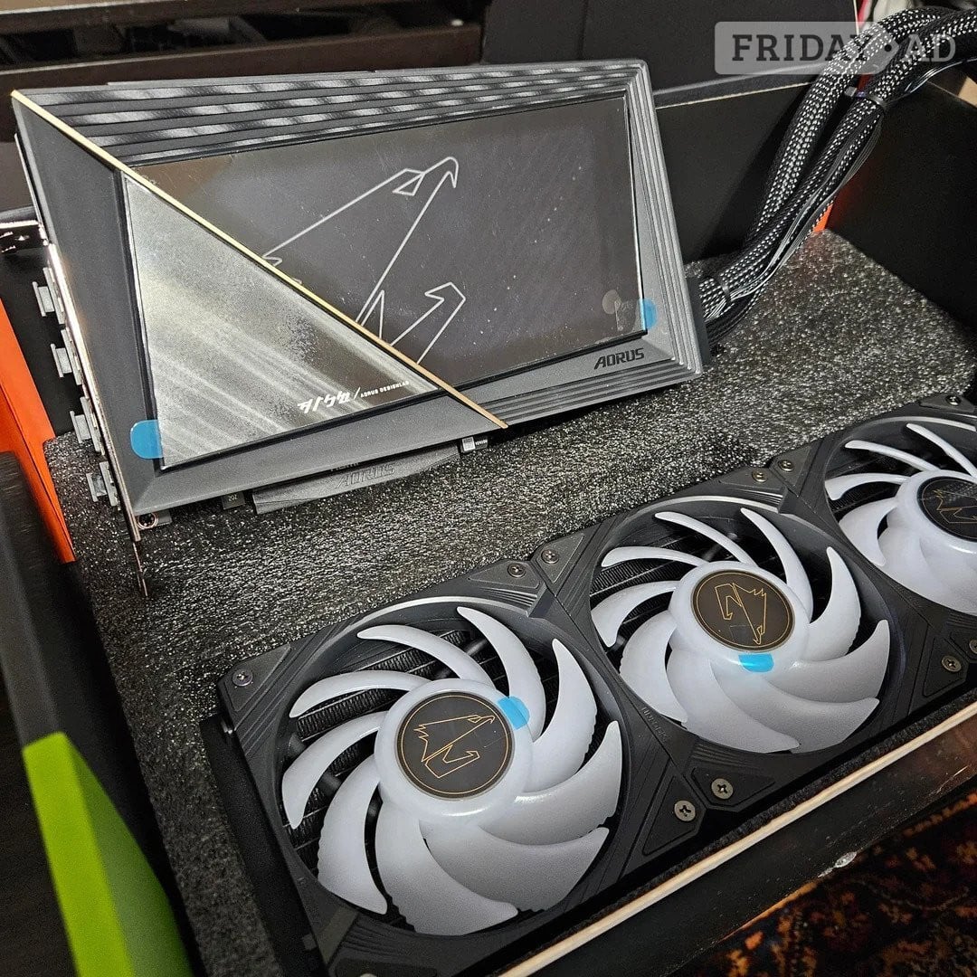 Gigabyte AORUS RTX 5090 XTREME WATERFORCE WB 32G GV-N5090AORUSX W - Computers & Electronics