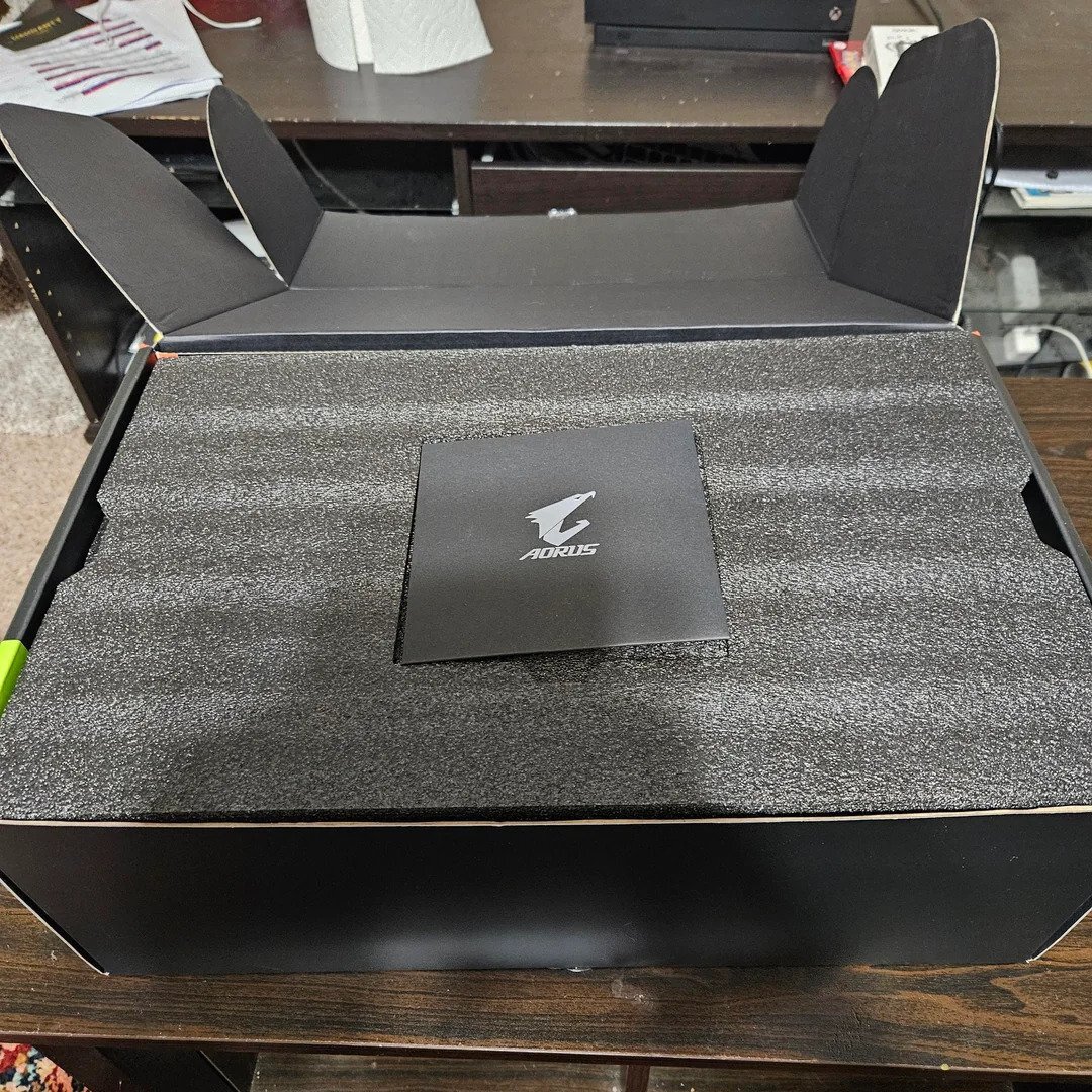 Gigabyte AORUS RTX 5090 XTREME WATERFORCE WB 32G GV-N5090AORUSX W