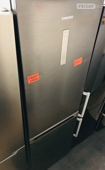 Samsung Frost free fridge freezer 