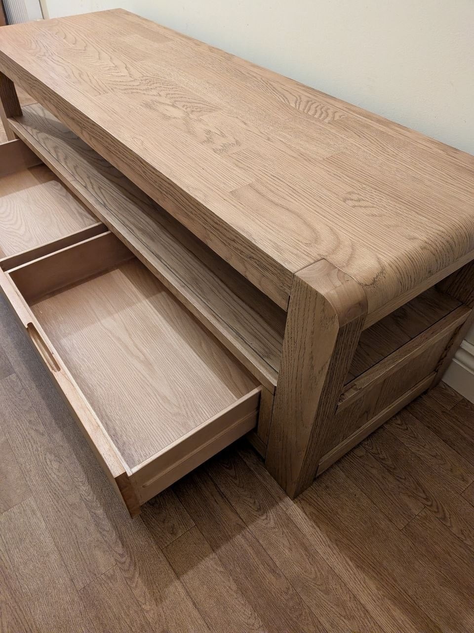 Northampton Solid Oak TV Unit 140cm Unused