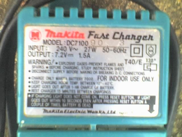Makita DC7100 Power Tool Battery Charger , Blue 7.2-Volt 1.5A 27W