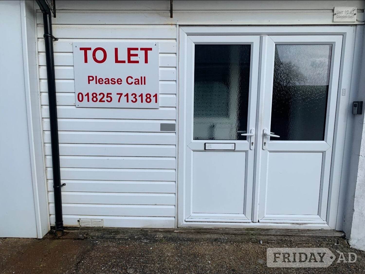 Crowborough small commercial unit 2 storey 400sq ft in Crowborough