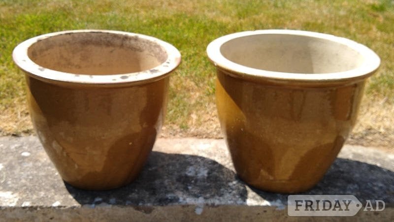 A Pair of Brown Garden Pots in St. Austell