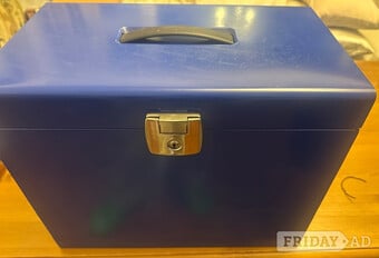 A4 Metal lockable filing box 14.4” x 8.5” x 11” high