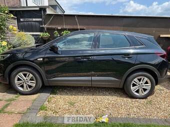 VAUXHALL GRANDLAND X