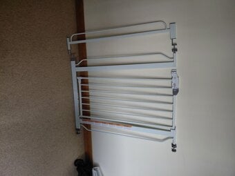 Tall Pressure Baby Gate hardly used