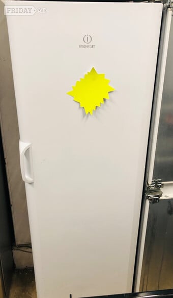 Indesit  free standing frost free freezer in excellent condition 