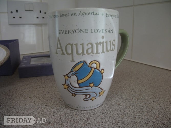 Aquarius Trinket Box and Mug – New - Antiques & Collectables