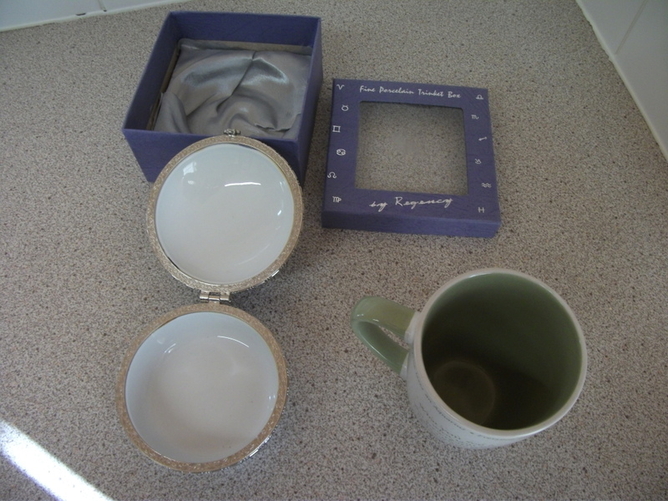 Aquarius Trinket Box and Mug – New - Antiques & Collectables in Glasgow