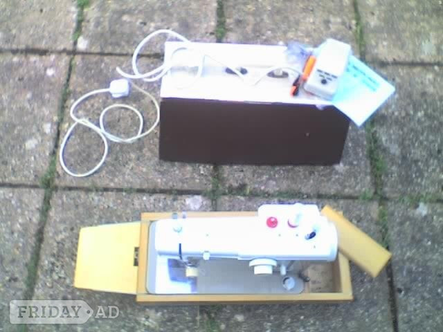 NEW HOME Sewing Machine 676 With Pedal / Feet / Tools / Book & Ca in Waterlooville