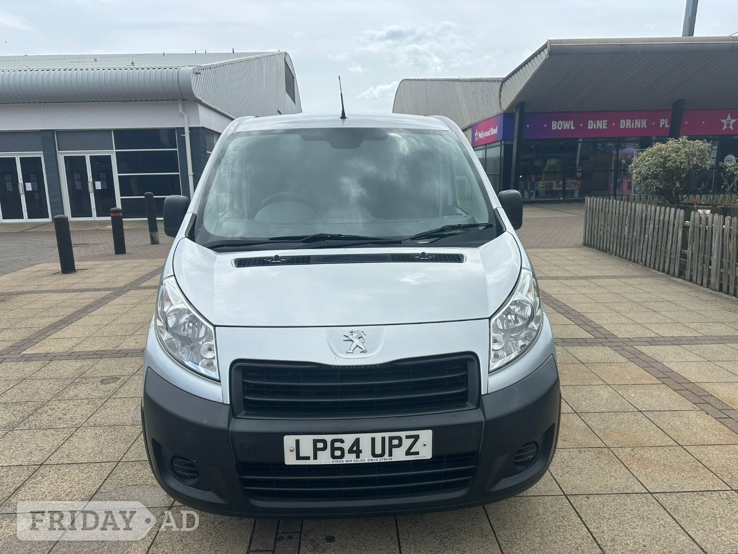 2015 Peugeot Expert Professional SWB - New Years MOT - No VAT - P in Brighton
