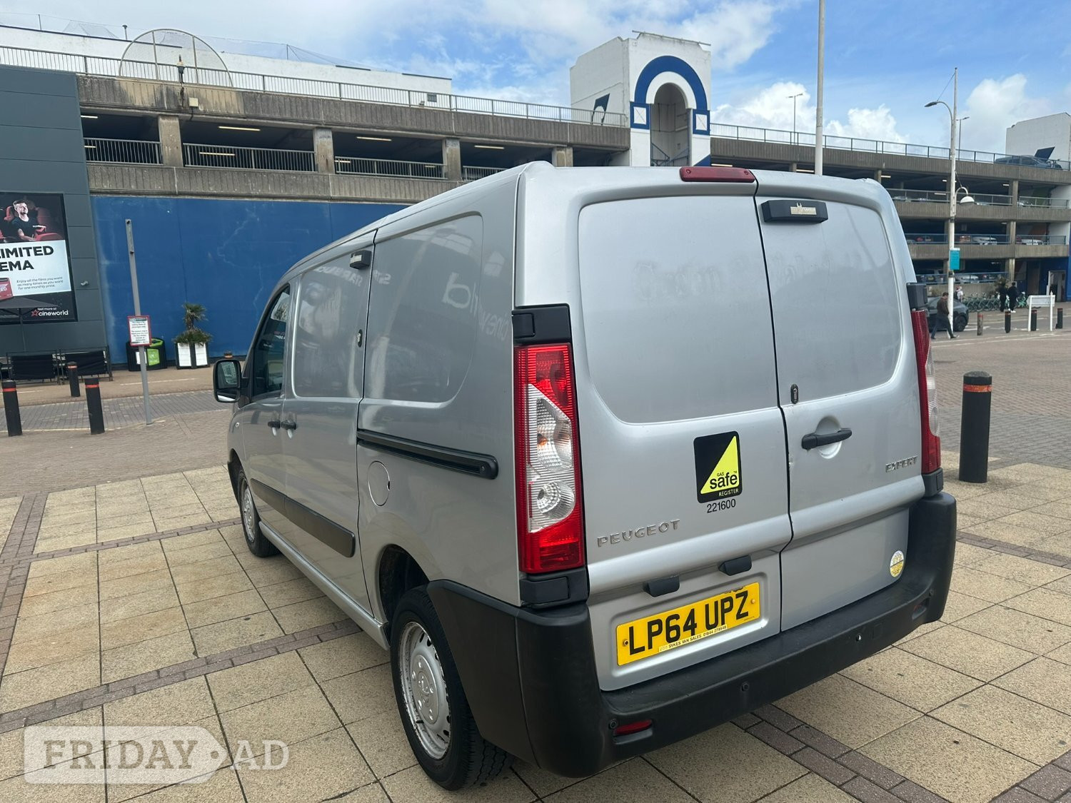 2015 Peugeot Expert Professional SWB - New Years MOT - No VAT - P - Vans & Commercial Vehicles in Brighton