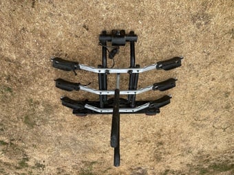 THULE Tow bar triple bike rack 