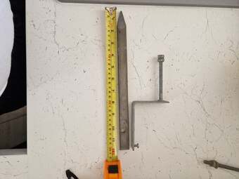 Numerous Galvanised Gutter brackets 