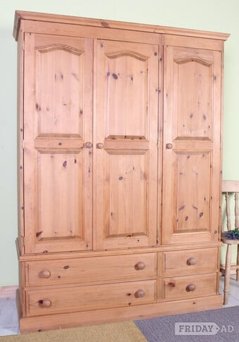 UK Delivery - Large Triple Pine Farmhouse Wardrobe 