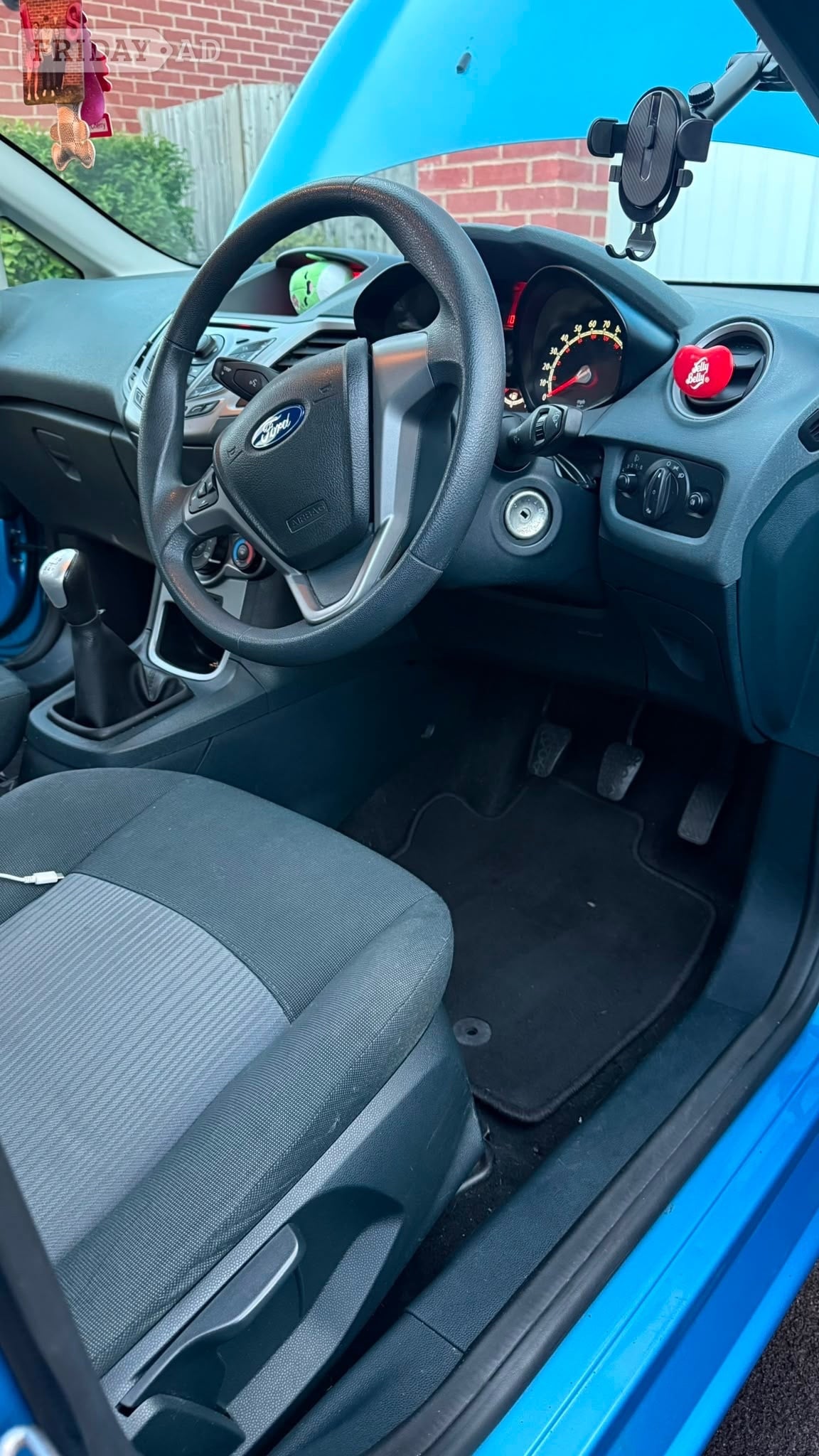 [ berth ]Ford Fiesta