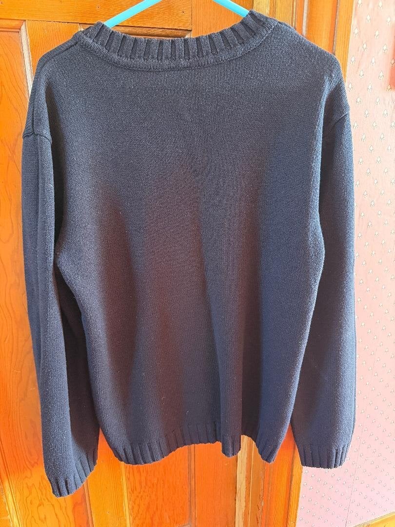 School jumper, 12-13 yerars