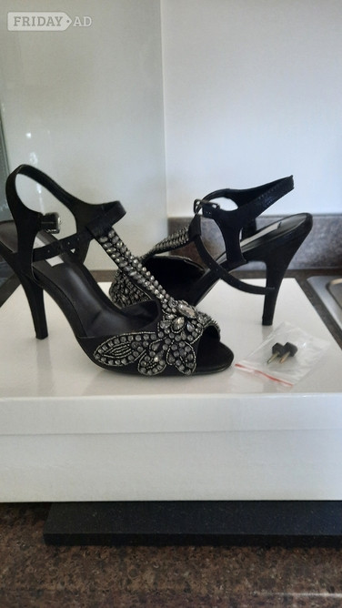 SHOES BRAND NEW PARTY SHOES