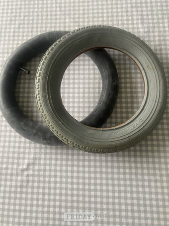 Wheelchair tyre  and innertube