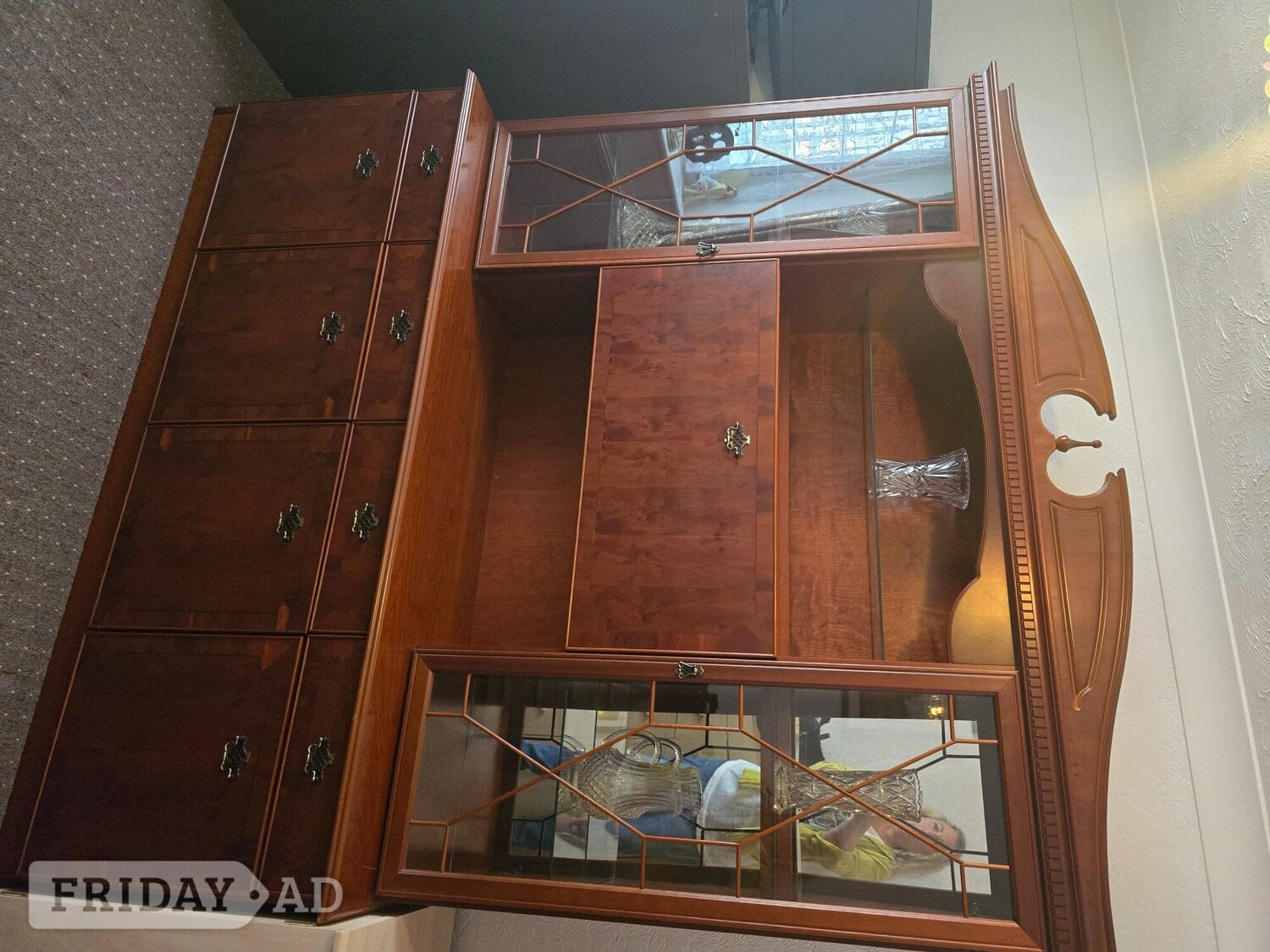 Cabinet with Glass Drinks Display