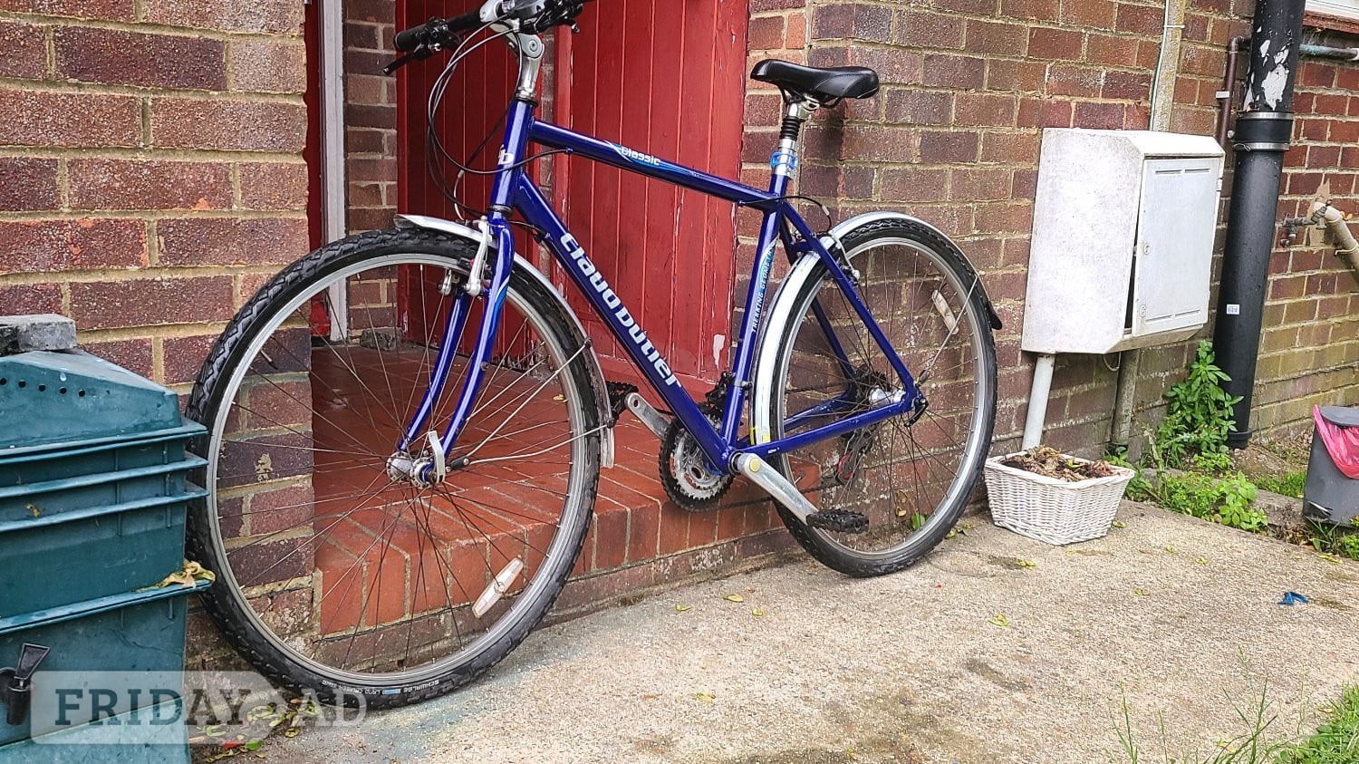 Claud Butler Classic Gents Hybrid Bike  - Bicycles in Lewes