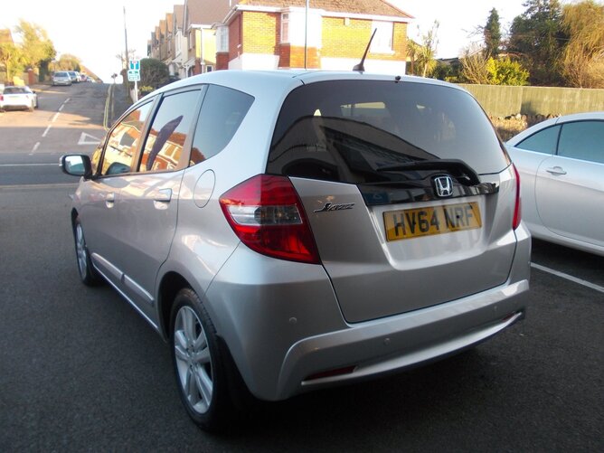 2014 HONDA JAZZ ES PLUS 1.4 I-VTEC CVT AUTOMATIC - Cars