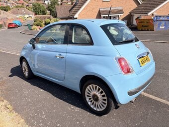 Fiat 500 (Blue)