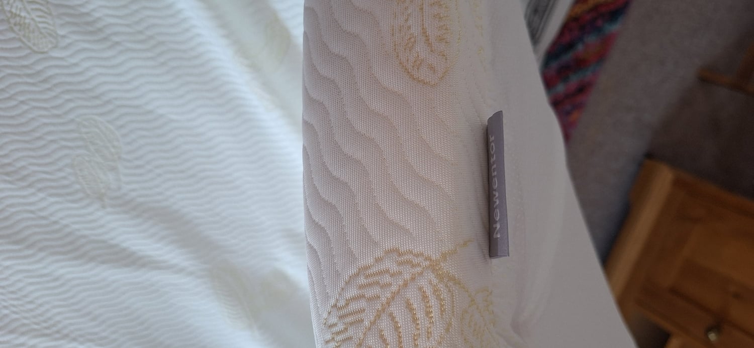 New- Single Bed Mattress Topper 90cmW x 180cm L - Furniture in Hove