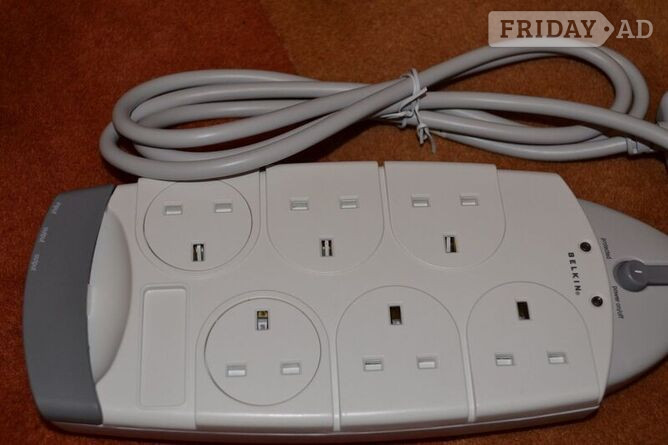 Belkin 'SurgeMaster' 6 way mains block and power-surge protector. - Computers & Electronics in Worthing