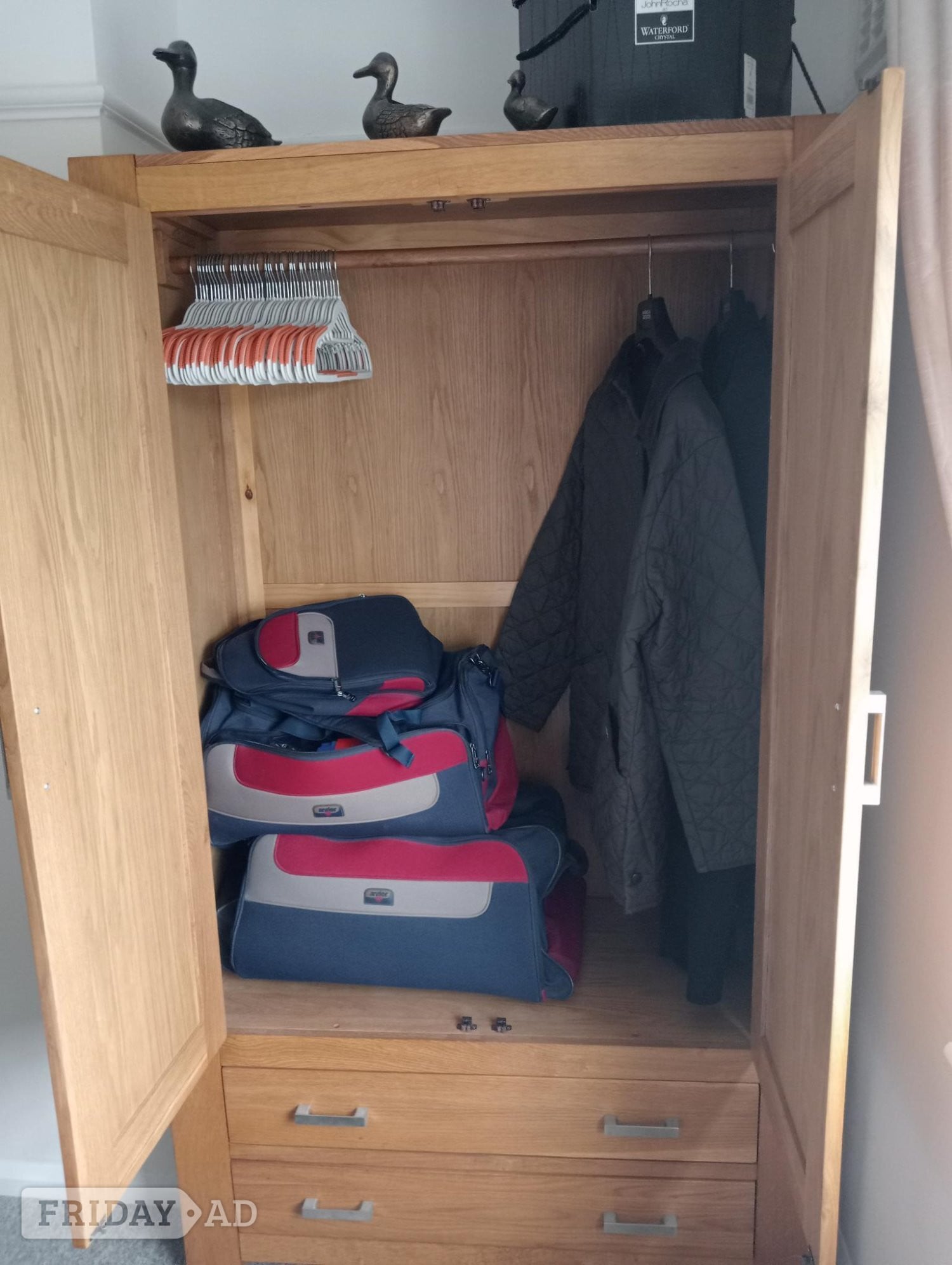 Double solid wood wardrobe with drawers - A quality item in great