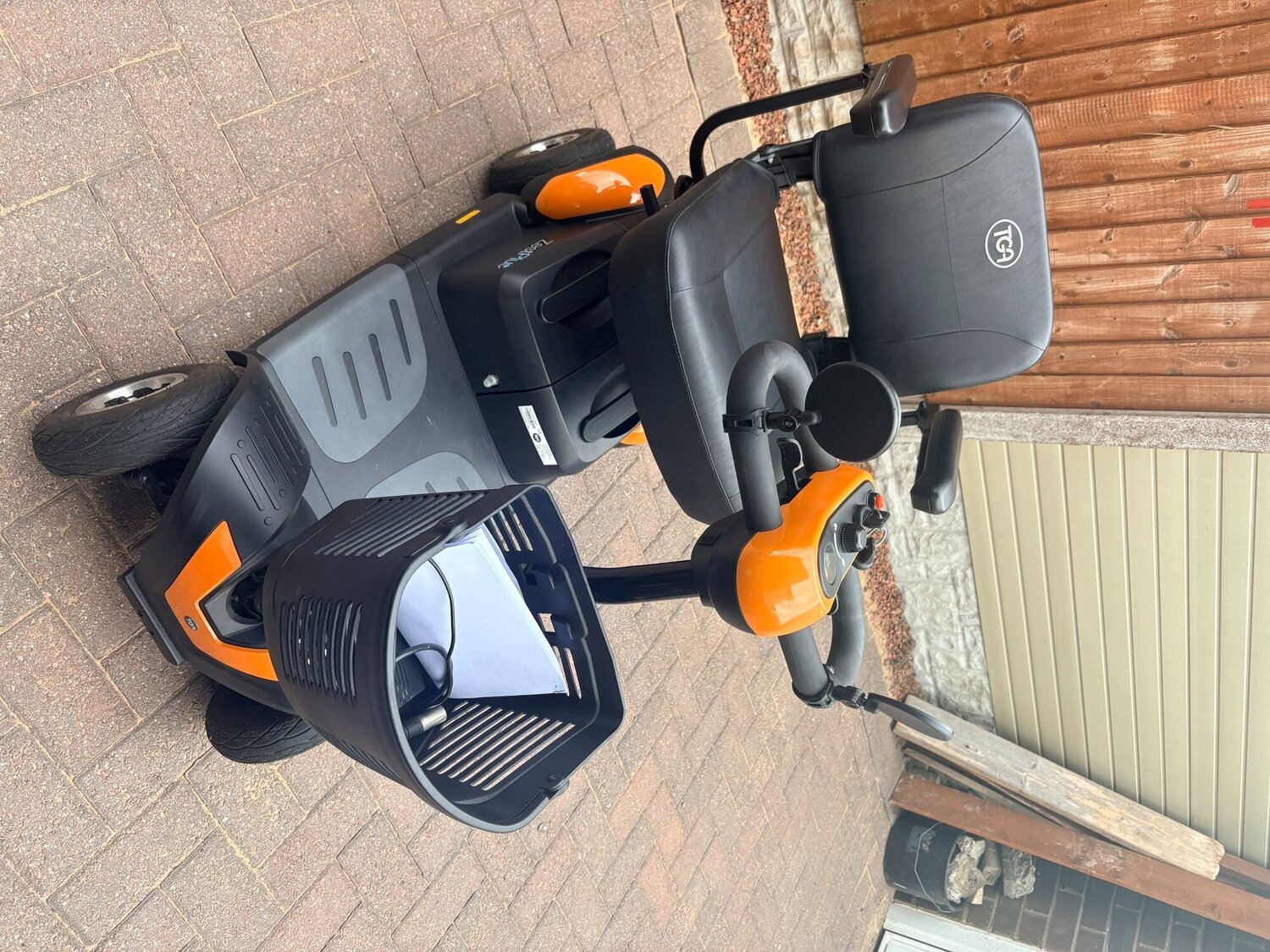 PRIDE TGA ZEST PLUS BOOT MOBILITY SCOOTER AS NEW - Mobility