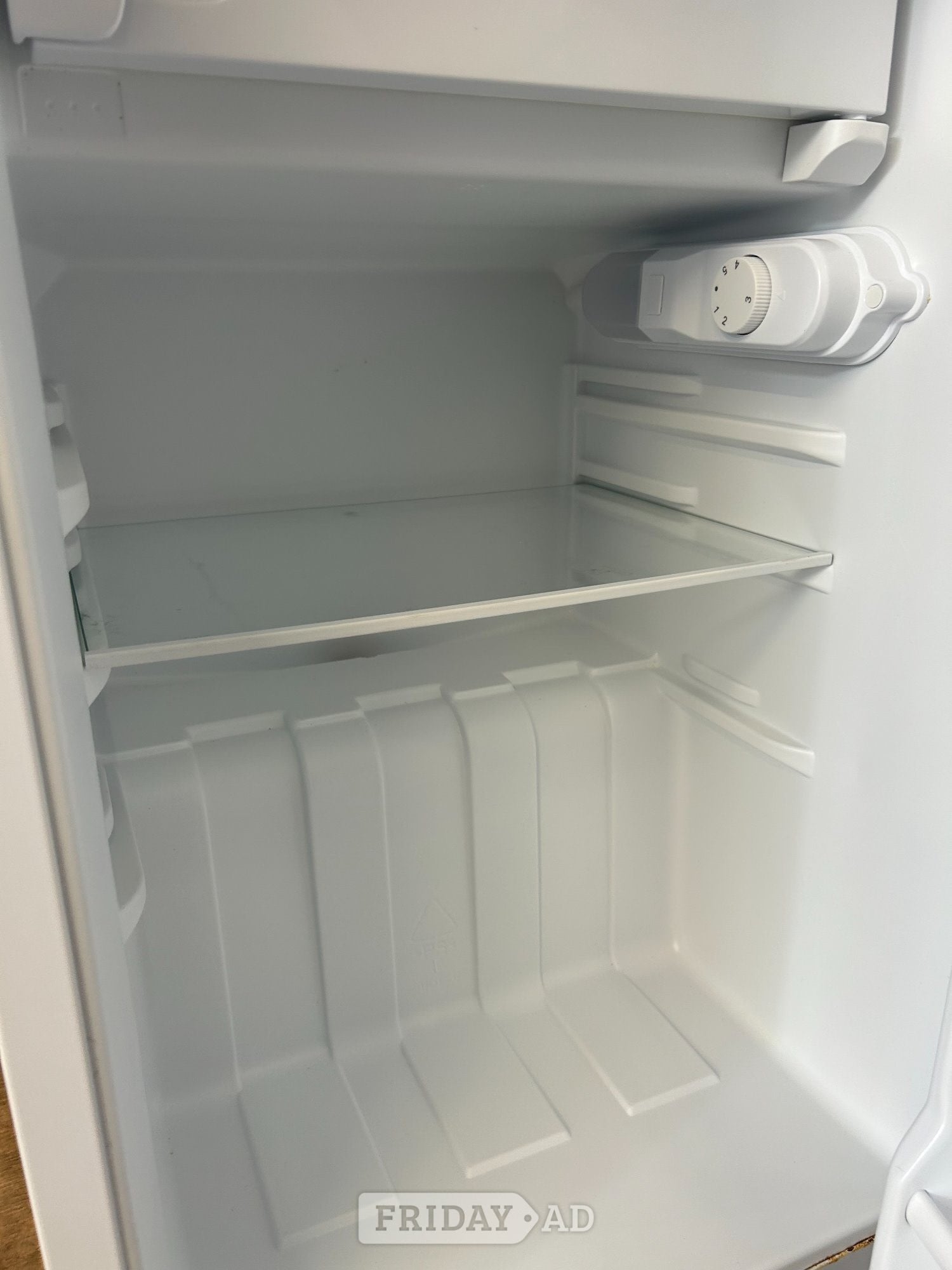 St. Leonards-On-Sea UNDERCOUNTER SMEG FRIDGE