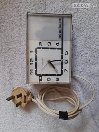 Westclock  Moonbeam Flashing Electric Alarm Clock