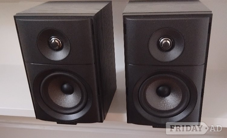 Wharfedale Diamond V Speakers. As new condition