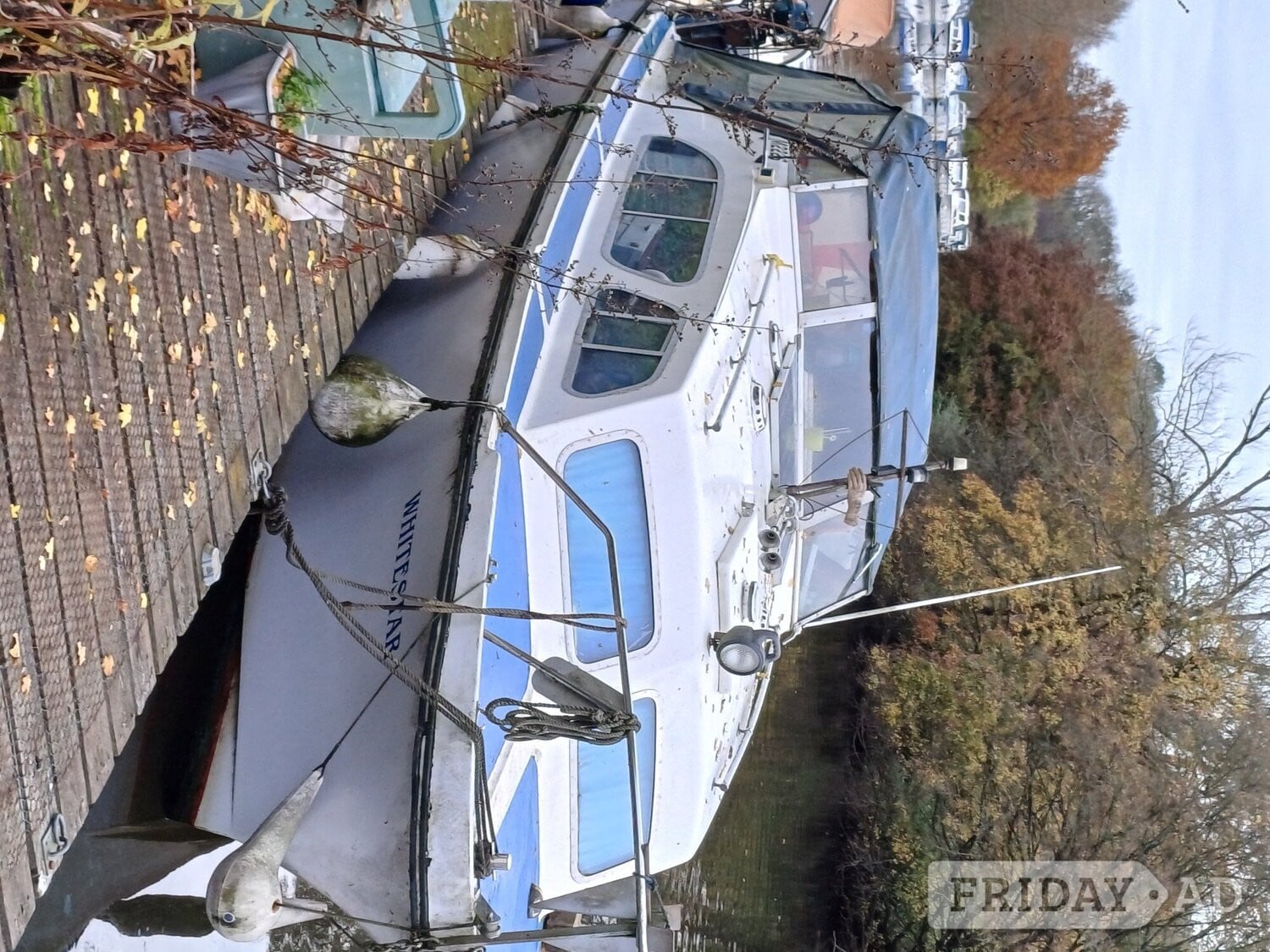 motor boat cabin cruiser Elysian 27 8.23mtrs - Hobbies & Leisure