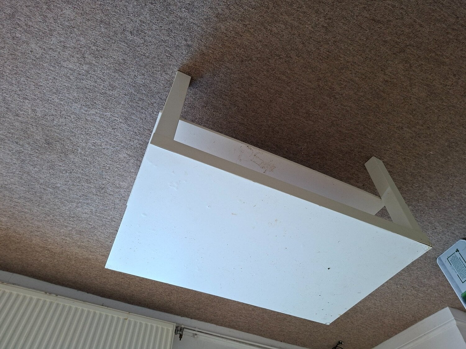 table and desk - Furniture in Eastbourne