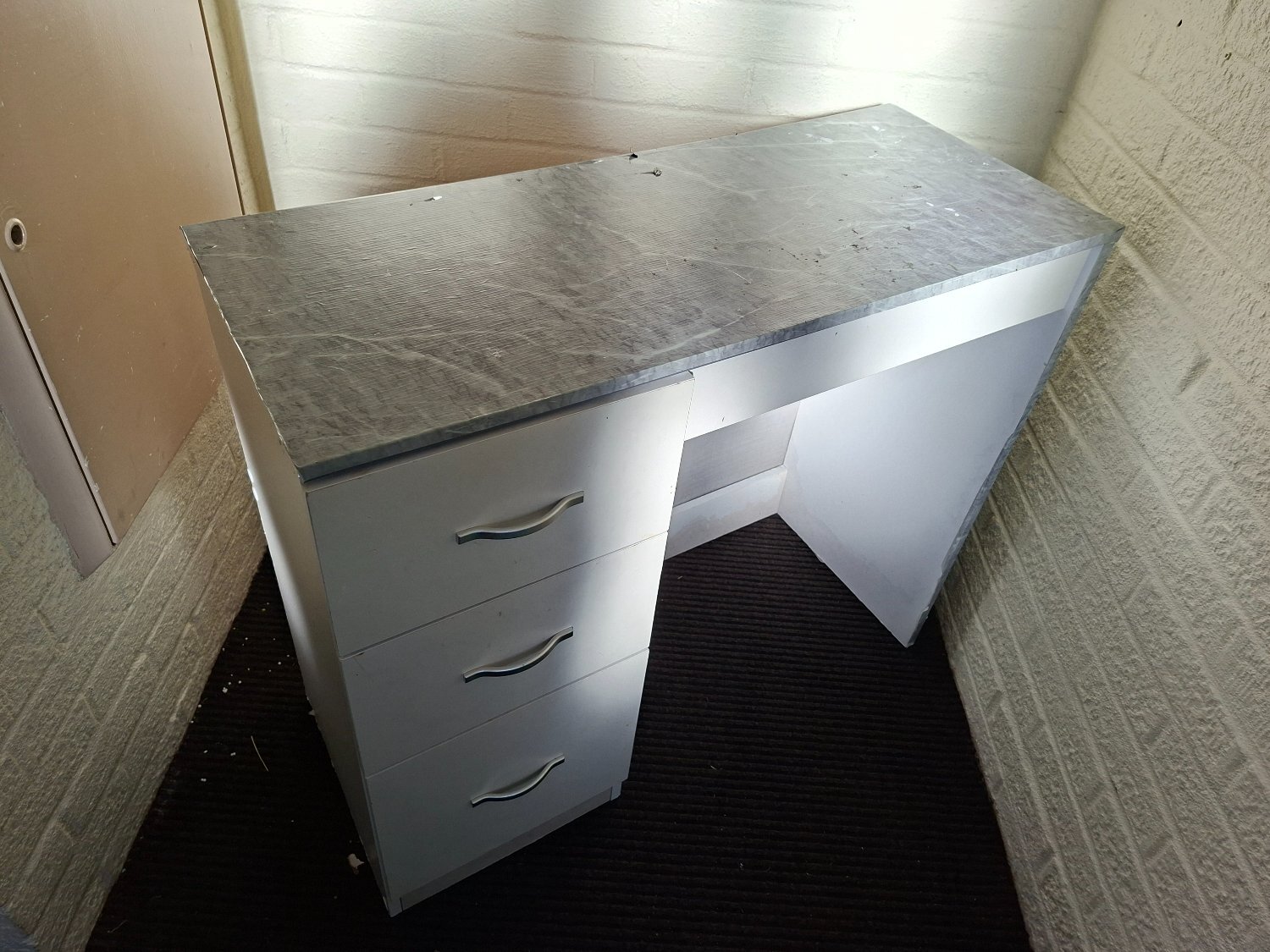 table and desk - Furniture