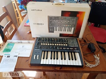 Arturia Minibrute 2 analogue synthesizer for sale