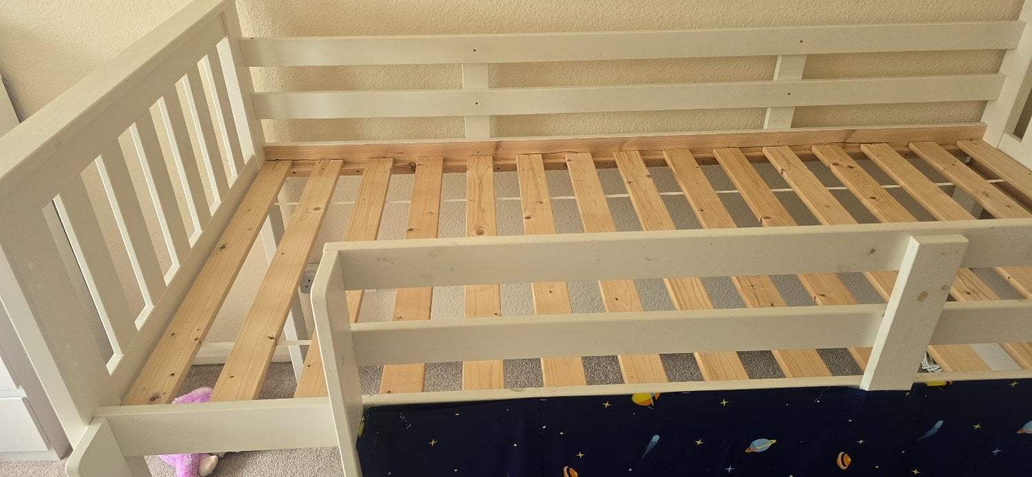 Milo mid sleeper